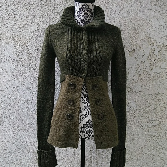 BKE Sweaters - BKE Green Knit Sweater Size Small